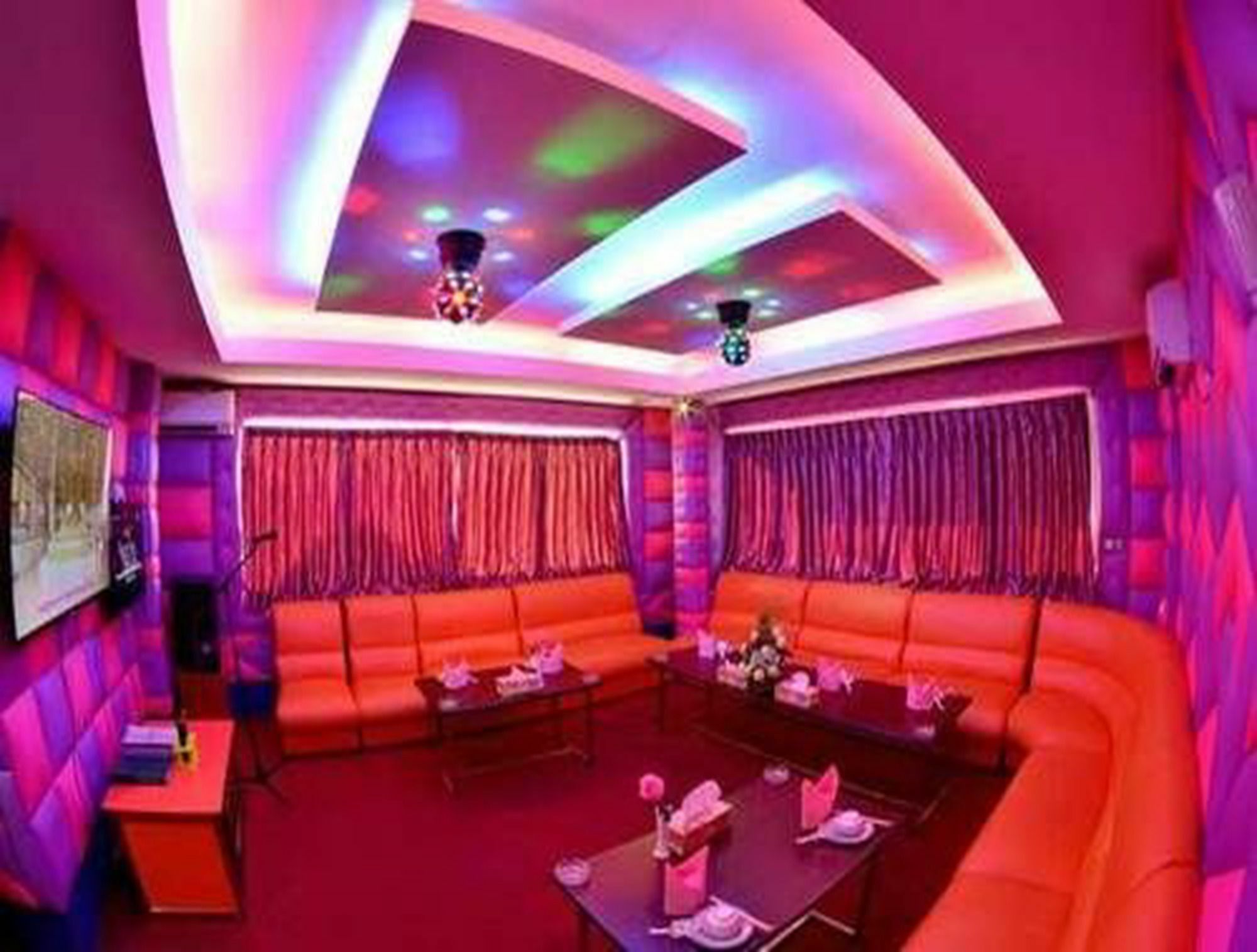 Golden Butterfly Hotel Yangon Eksteriør bilde